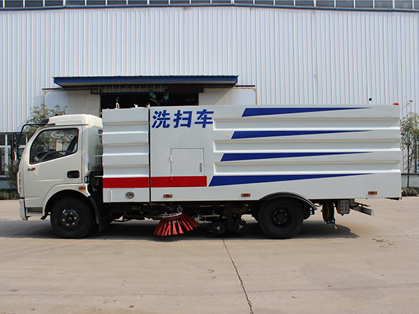 東風(fēng)多利卡洗掃車（國V）