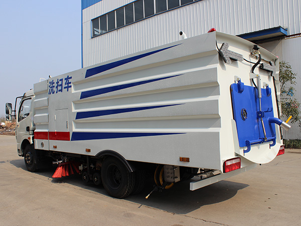 東風(fēng)多利卡洗掃車（國V）