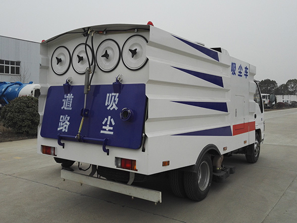 五十鈴吸塵車（1方水罐4方塵罐）