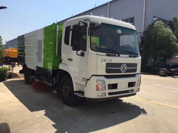 東風(fēng)天錦吸塵車(chē)（2方水罐7方塵罐）