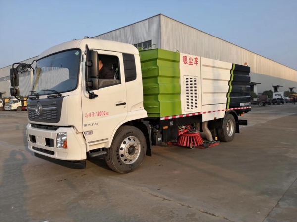 東風(fēng)天錦吸塵車(chē)（2方水罐7方塵罐）