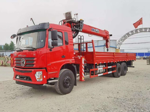 東風(fēng)D3L后雙橋12噸隨車吊