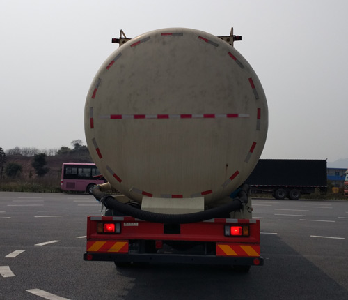 35-40方 紅巖前四后八散裝水泥車(chē)