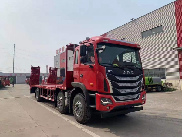 【國(guó)六】江淮K5小三軸挖機(jī)平板車