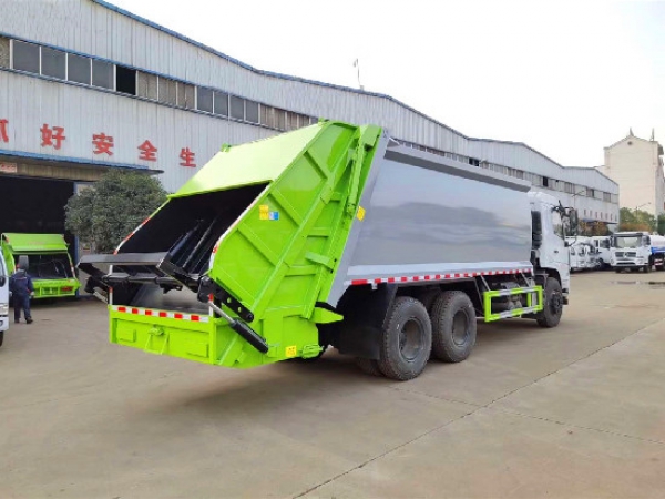 東風(fēng)專底國六后雙橋20方壓縮式垃圾車