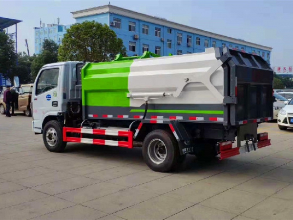 東風(fēng)小多利卡國(guó)六5方側(cè)裝壓縮垃圾車