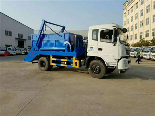 東風(fēng)仿天錦擺臂式垃圾車（8-10方）