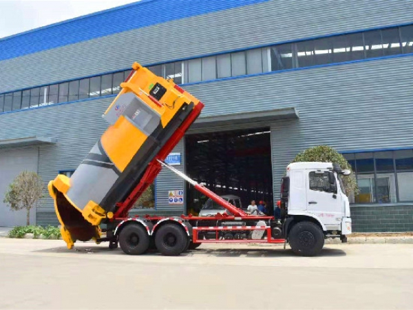 東風(fēng)專底D3L國六后雙橋車廂可卸（鉤臂）式垃圾車