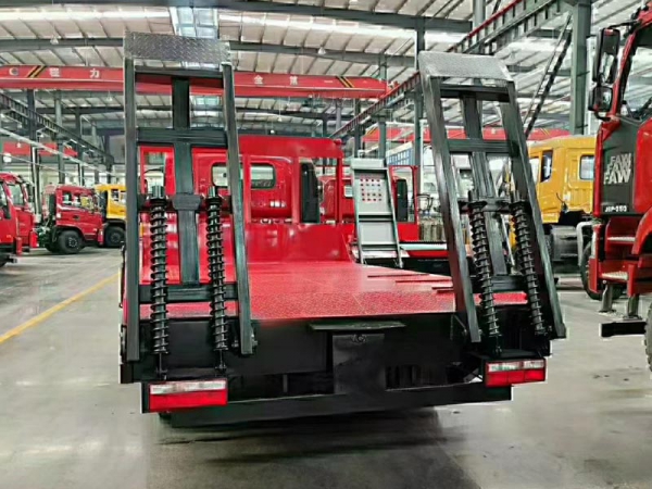 （國(guó)六）湖北大運(yùn)G6黃牌平板車