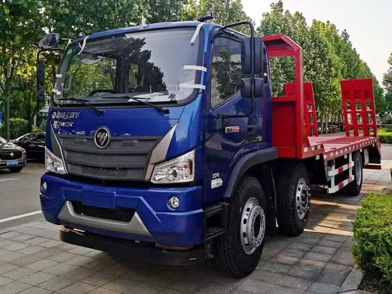 （國(guó)六）福田瑞沃小三軸平板運(yùn)輸車(chē)