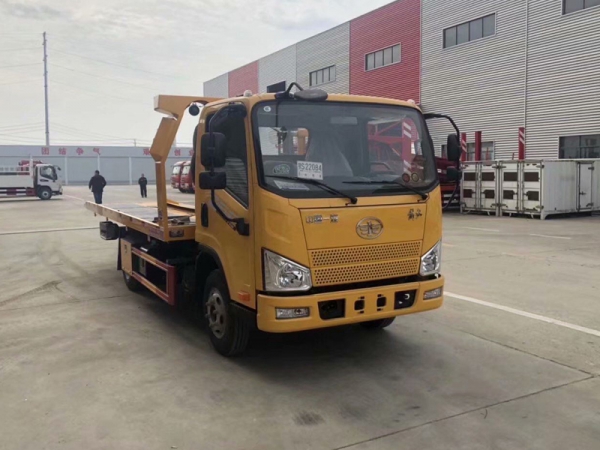 國(guó)六解放J6F藍(lán)牌清障車一拖二