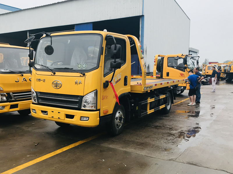 國(guó)六解放J6F藍(lán)牌清障車一拖二