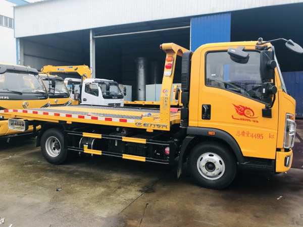 重汽豪沃平板清障車