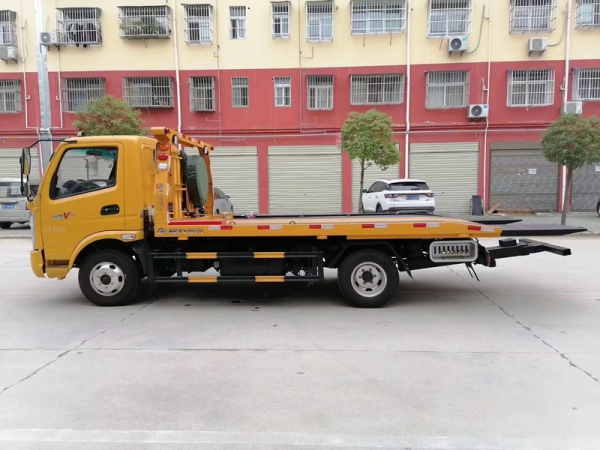 國(guó)六奧馳藍(lán)牌清障車(chē)