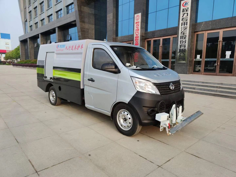 長(zhǎng)安2.5方路面養(yǎng)護(hù)車，清洗車多少錢(qián)