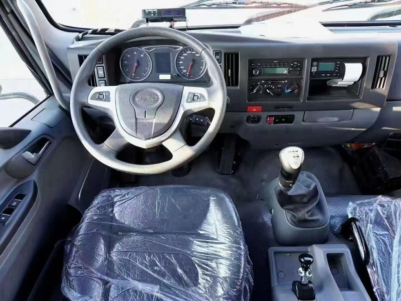 國(guó)六江淮帥鈴Q9冷藏車(chē)6.8米貨廂