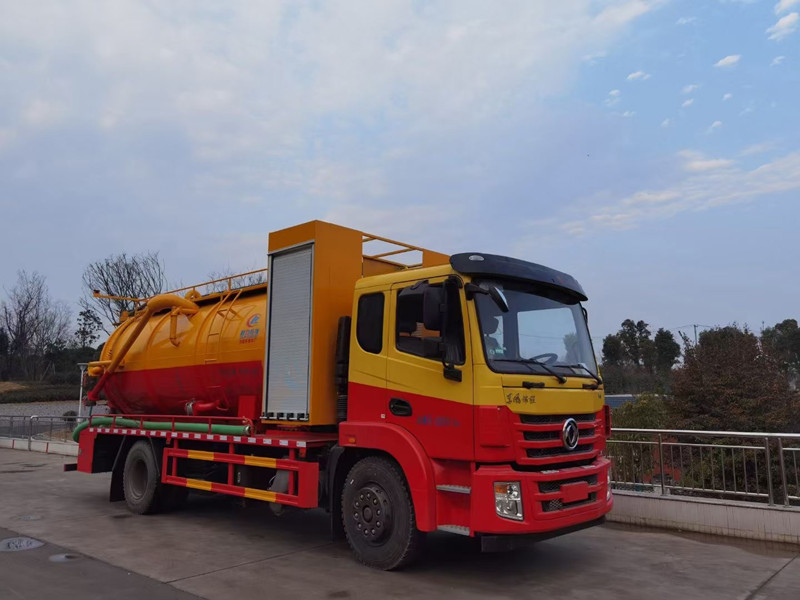 東風(fēng)錦程15方清洗吸污車