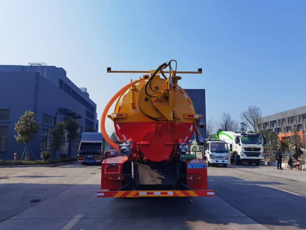 東風錦程15方清洗吸污車