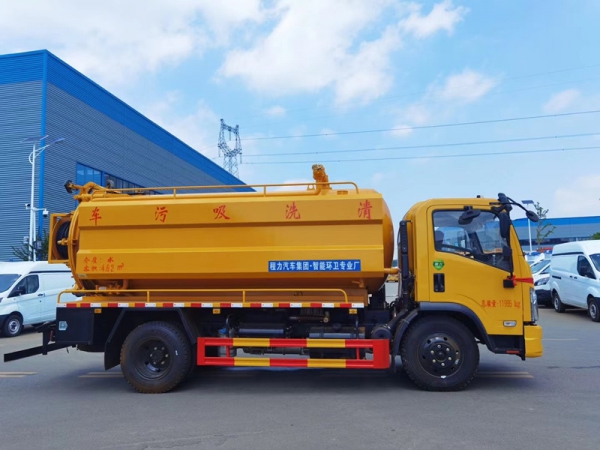 東風(fēng)福瑞卡12.5方清洗吸污車，聯(lián)合疏通車