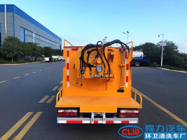 江淮地下室專用藍(lán)牌高壓清洗車