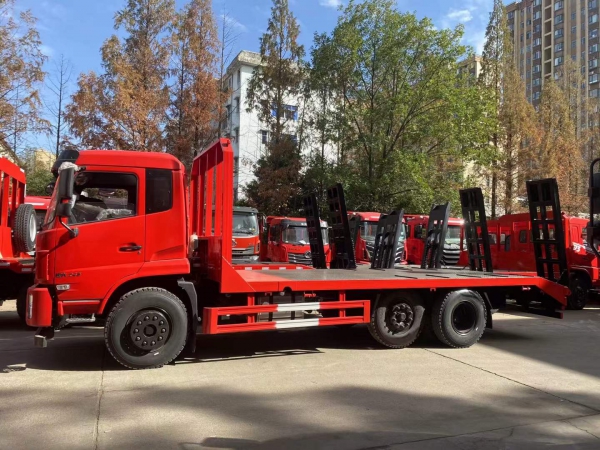 提升橋平板拖車拖17噸不超重